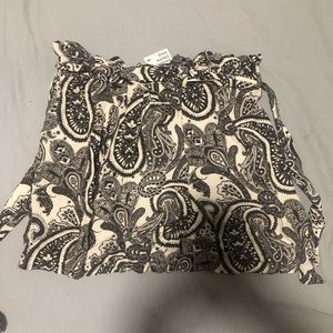 H&M High-waisted Paper Bag shorts - Paisley